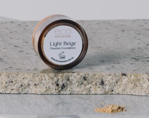 Eco Minerals Flawless Matte Mineral Foundation - Light Beige