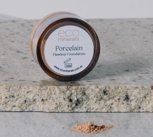 Eco Minerals Flawless Matte Mineral Foundation - Porcelain