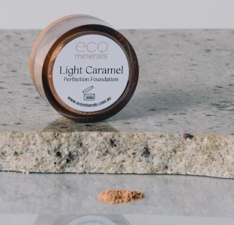 Eco Minerals Perfection Dewy Mineral Foundation - Light Caramel